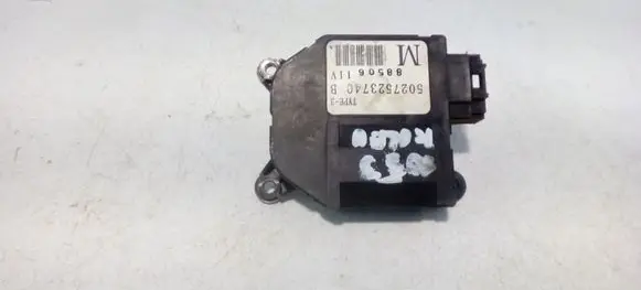Renault Koleos I Air flap motor/actuator 5027523740B 5027523740 88506