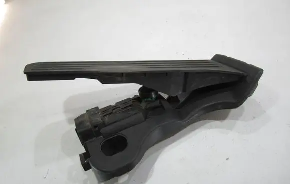 Volkswagen PASSAT B6 Accelerator throttle pedal 1K1723503AA 6PV01049801 1032510