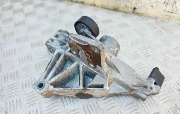 Fiat 500 Generator/alternator bracket 46820385