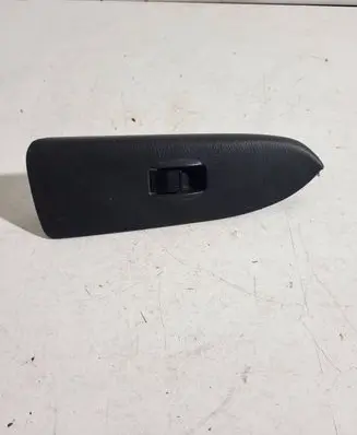 Mazda 323 F Electric window control switch GE4V684L0