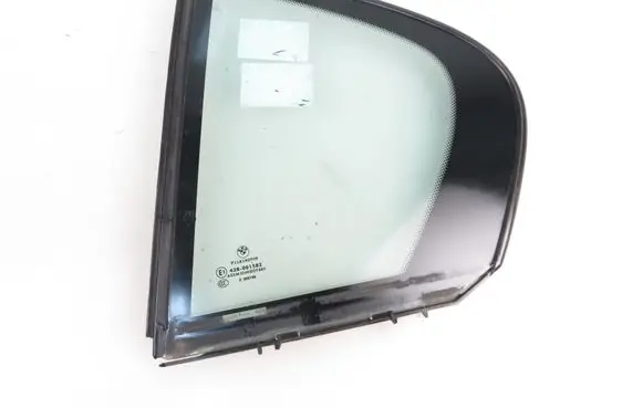 BMW 3 E90 E91 Rear side window 