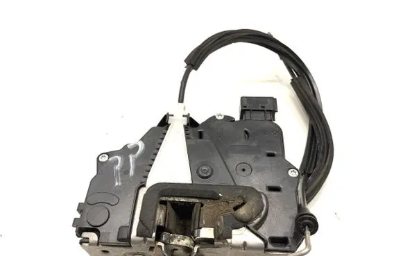 Peugeot Boxer Front door lock 1393819080
