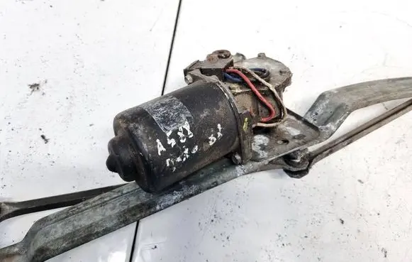 Volkswagen Jetta II Wiper motor