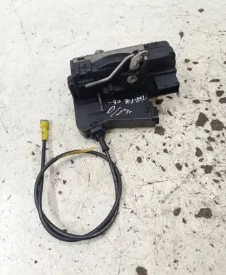 Renault Trafic II (X83) Front door lock 8200042171 91166234