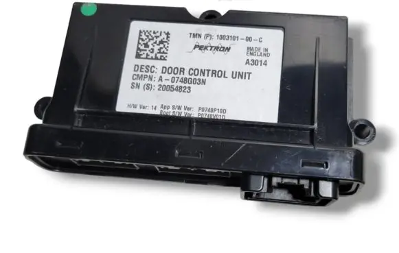 Tesla Model S Door control unit/module 100310100C P0748P10D 20054823