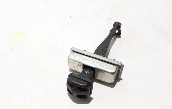 Chevrolet Silverado Rear door check strap stopper 85626940