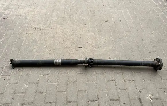 Mercedes-Benz C W203 Drive shaft (set) 2035906
