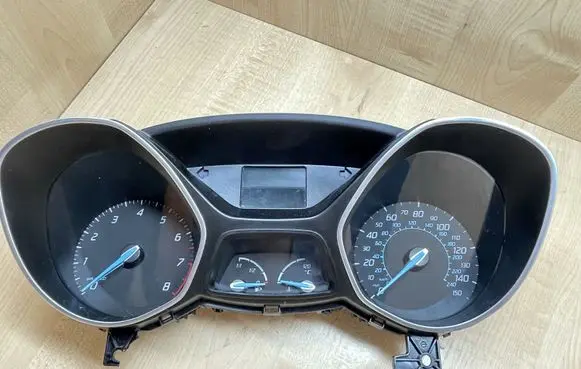 Ford Focus Speedometer (instrument cluster) BM5T10849BU 12203222 2182023