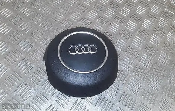 Audi A1 Steering wheel airbag 8X0880201C