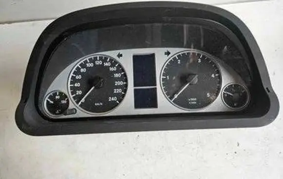Mercedes-Benz B W245 Speedometer (instrument cluster) A1694420321 0263643176 A1695407647