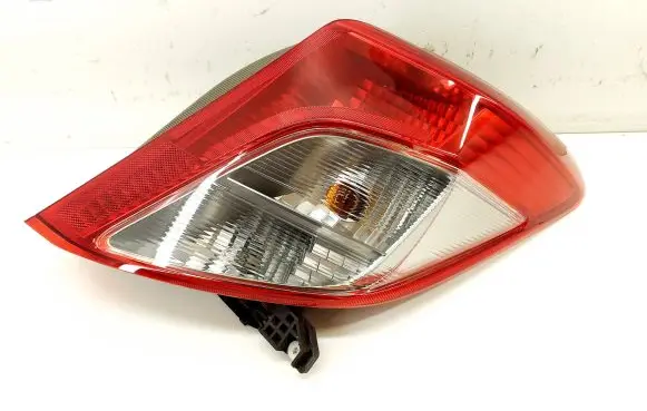 Toyota Yaris Rear/tail lights