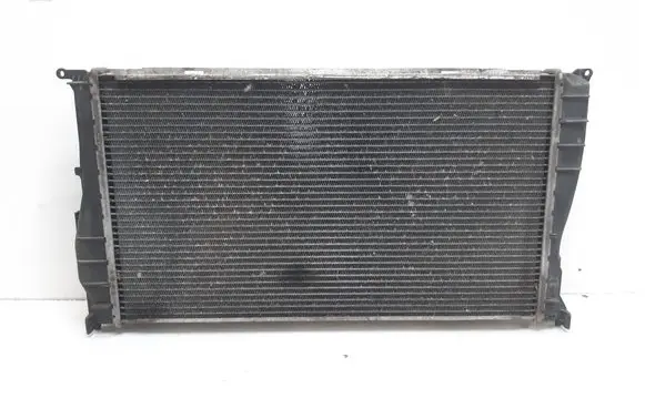 BMW 1 E81 E87 Coolant radiator 7788903 17117788903 7810291