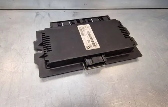 BMW 3 E90 E91 Light module LCM 9204532 53233985