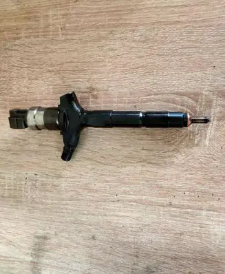 Opel Signum Fuel injector 897239161