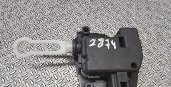 Audi A6 S6 C5 4B Tailgate boot lock/latch motor 8E9827833