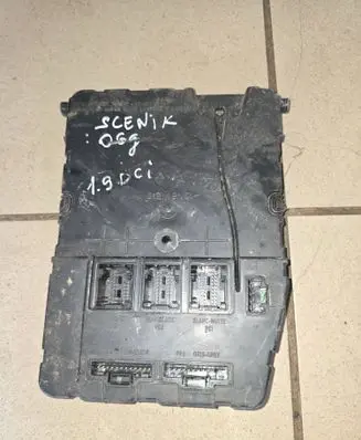 Renault Scenic II - Grand scenic II Comfort/convenience module 8200606826 S118400150H 06257
