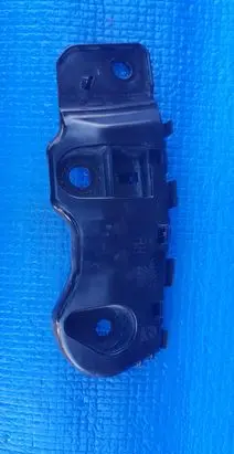 Mazda CX-5 Fender mounting bracket KB8A500T1