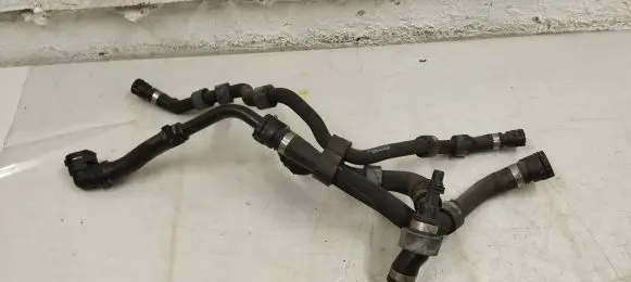 Mercedes-Benz A W176 Engine coolant pipe/hose A1332000052