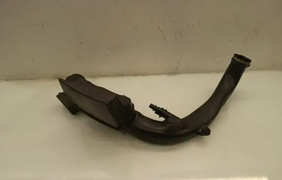 Volvo XC60 Intercooler hose/pipe 31274766