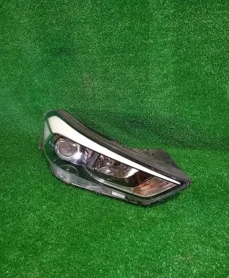 Hyundai Tucson TL Headlight/headlamp D7921110B0