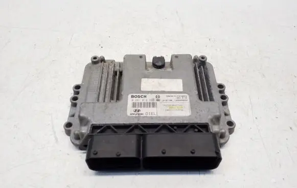 Hyundai ix35 Engine control unit/module 0281019639