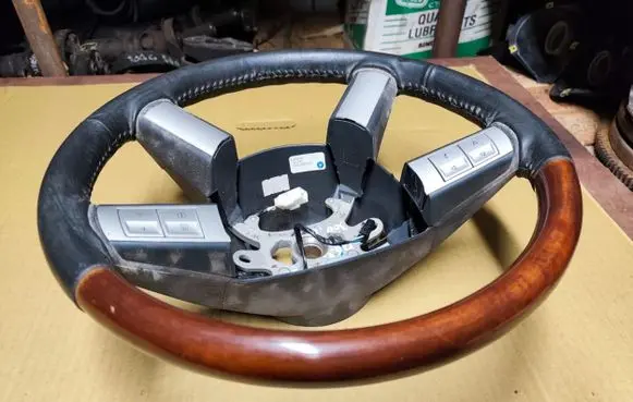 Chrysler 300 - 300C Steering wheel 0UV241DVAF