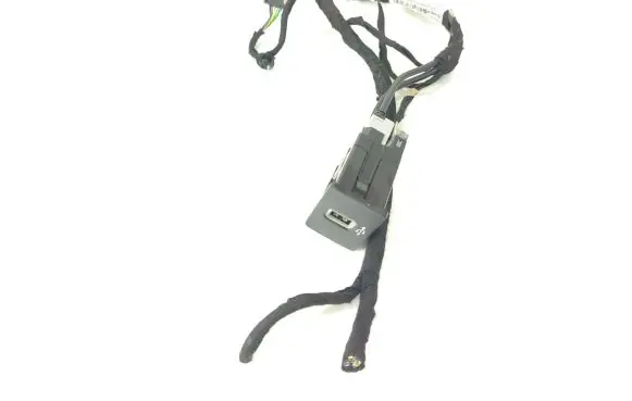 Land Rover Discovery Sport USB socket connector HS7T14F014AD
