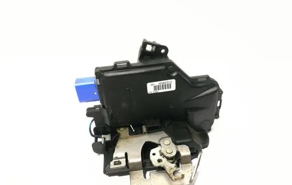 Audi A8 S8 D3 4E Front door lock 4E2837015