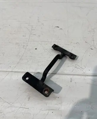 Battery bracket
