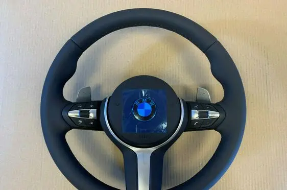 BMW X4 F26 Steering wheel 32307847455 32307851499