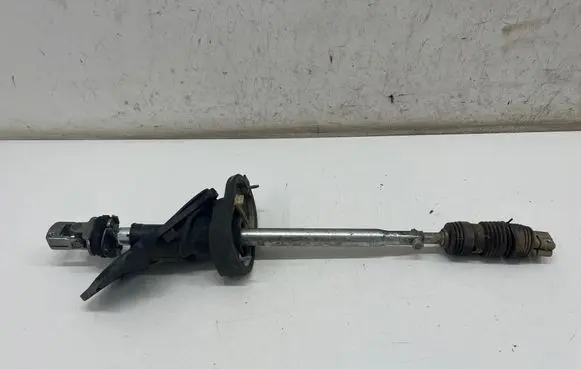 Land Rover Discovery 5 Steering column universal joint CPLA4D677BF