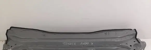 Toyota Aygo X Wiper trim 