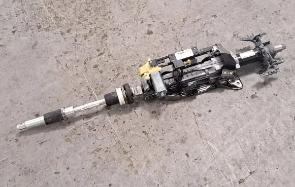 BMW X6 E71 Steering wheel axle 32306786603 6786603 131401061Z