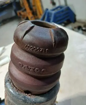 Volvo V60 Rear coil spring rubber mount 