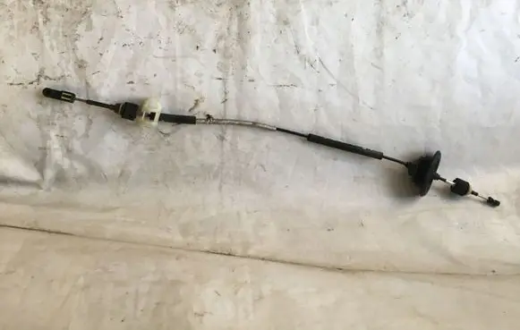 Citroen C4 II Gear shift cable linkage