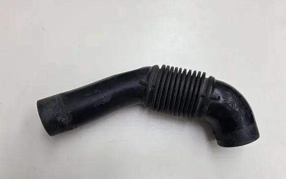 Citroen C4 Cactus Air intake duct part 9684813780