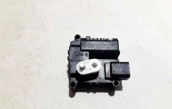 Toyota Corolla Verso AR10 Air flap motor/actuator 1138002051