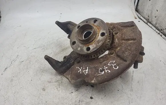 Volkswagen Bora Front wheel hub 