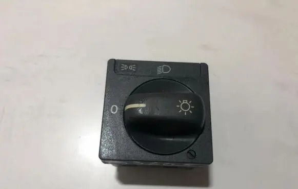 Volvo C70 Light switch 7923