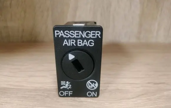 Volkswagen PASSAT B8 Passenger airbag on/off switch 5Q0919237