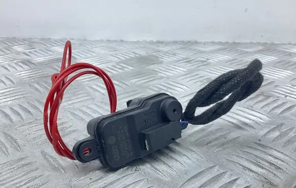 Audi A4 S4 B9 Fuel tank cap lock 8V0862153A