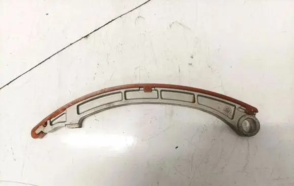 Honda FR-V Slide rail for timing chain 