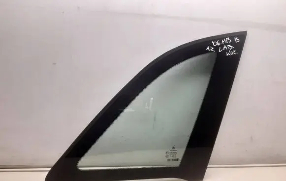 Mercedes-Benz B W245 Rear side window A1696701012