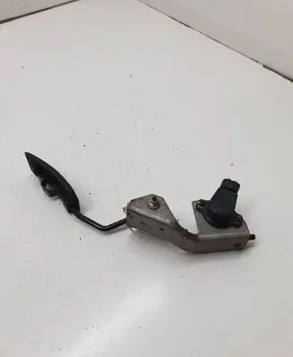 Nissan X-Trail T30 Accelerator throttle pedal 18919AM810 S515