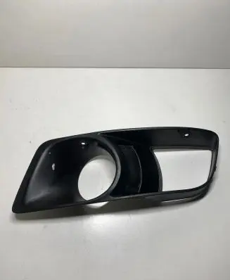 Front bumper lower grill