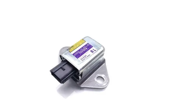 Toyota Land Cruiser (J120) Airbag deployment crash/impact sensor 89833-60010 187900-0471