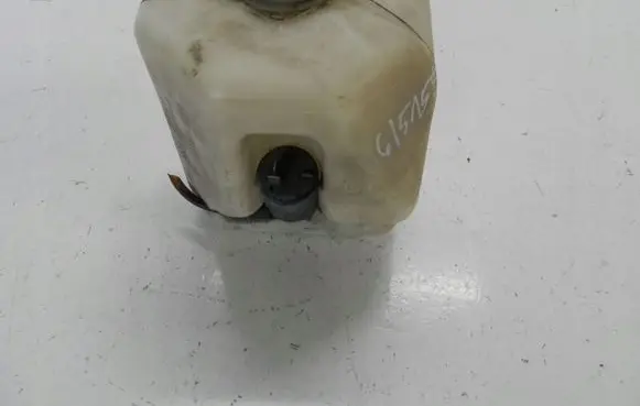 Volkswagen PASSAT Windshield washer fluid reservoir/tank 321955453E