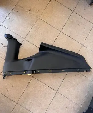 Tesla Model Y (A) pillar trim 149460900F 050582356 VYX212931313400