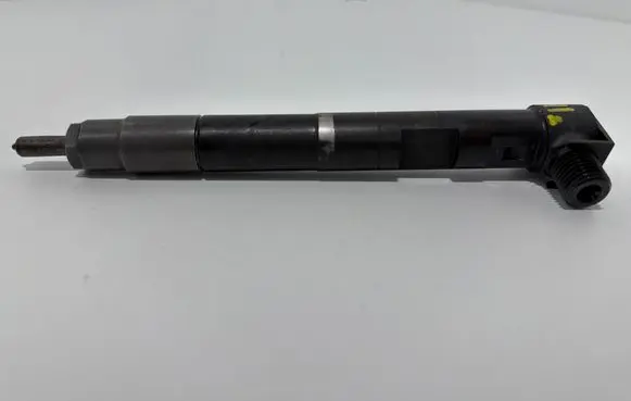 Mercedes-Benz CLA C117 X117 W117 Fuel injector 28272472 A6510702387 5P120S92TA