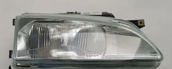 Peugeot Partner Headlight/headlamp 086376